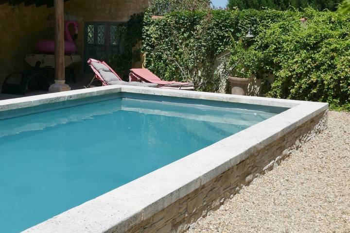 Chambre d’hôte pour 2 personnes, avec piscine et vue ainsi que jardin et terrasse à Orange - 4