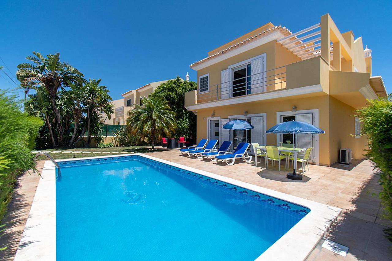 Four-Bedroom Villa in Altura, Distrito de Faro