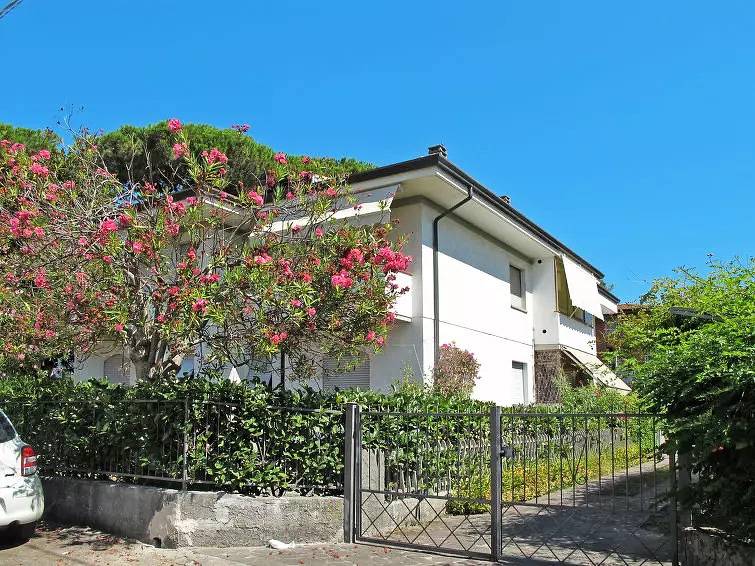 Ganze Wohnung, 3 Zimmer 5 Personen in Lido di Camaiore, Italienische Riviera
