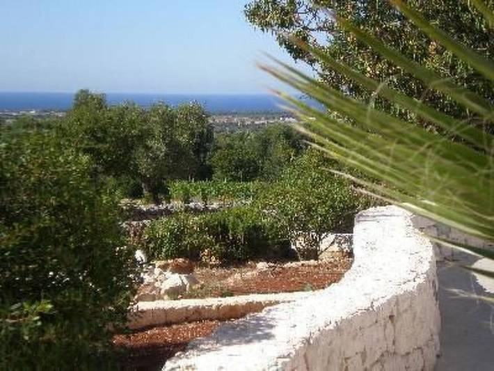 Gîte pour 6 personnes, avec piscine et terrasse, animaux acceptés à Carovigno - 2