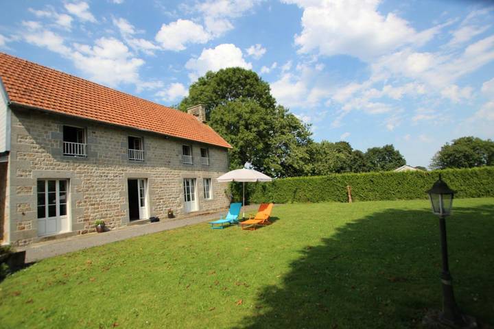 Gîte pour 8 personnes, avec jardin