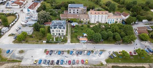 Gîte pour 4 personnes, avec jardin, animaux acceptés à Mortagne-sur-Gironde
