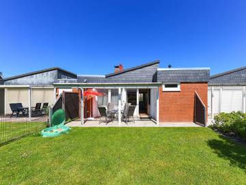 Ferienhaus für 4 Personen, mit Terrasse und Garten, kinderfreundlich in Bensersiel