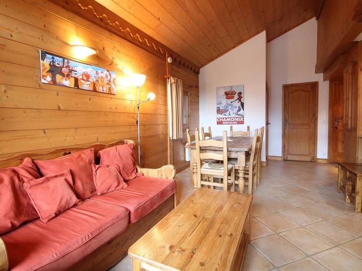 Chalet pour 8 personnes, avec terrasse dans Les Carroz