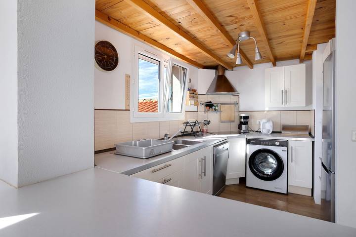 Appartement entier, Appartement 'La Salamandre' avec vue sur la montagne, Wi-Fi et climatisation in Villelongue-dels-Monts, Côte méditerranéenne (France)