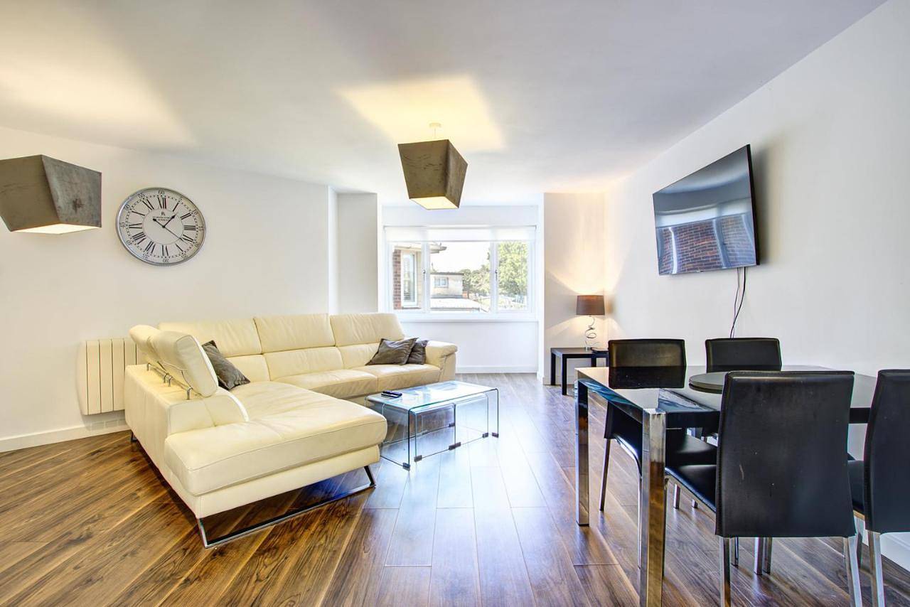 Entire apartment, Two-Bedroom Apartment in Roker, Sunderland