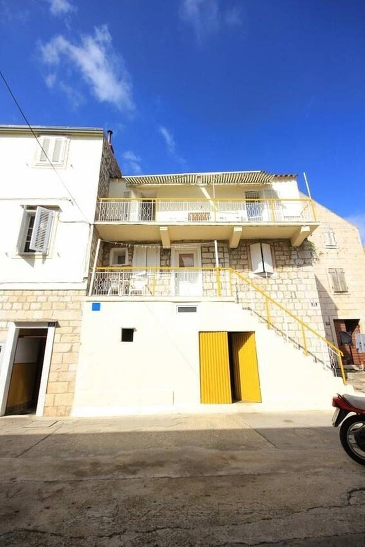 Ferienwohnung für 6 Personen, mit Terrasse auf Vis