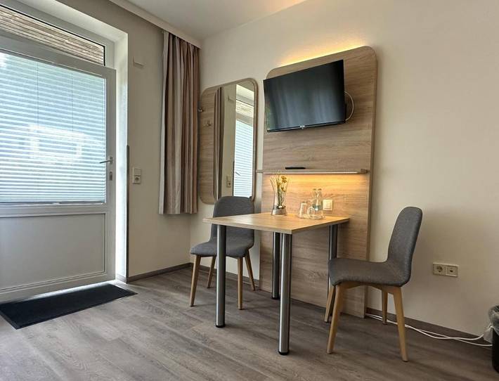 Ferienhaus für 2 Personen, mit Terrasse und Garten in Lietzow - 2