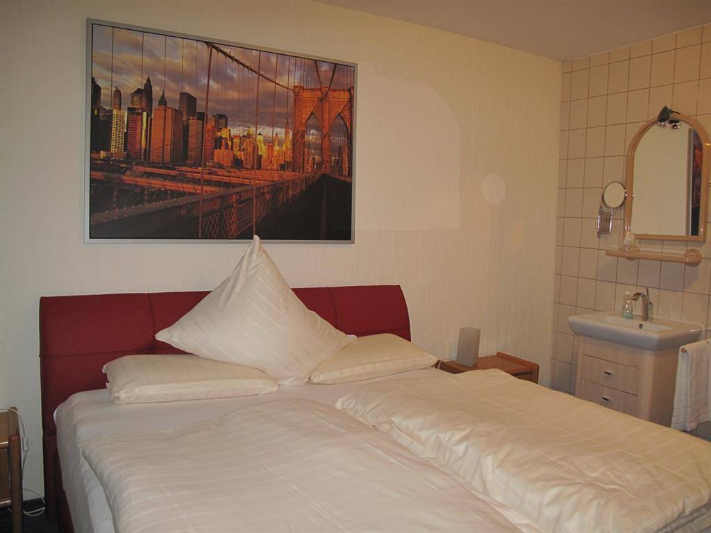 Doppelzimmer Dusche/Wc in Idar-Oberstein, Nahetal