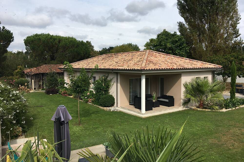 New villa, quiet area near the lake and close to Mimizan beach, Classified 3*. in Gastes, Côte d’Argent