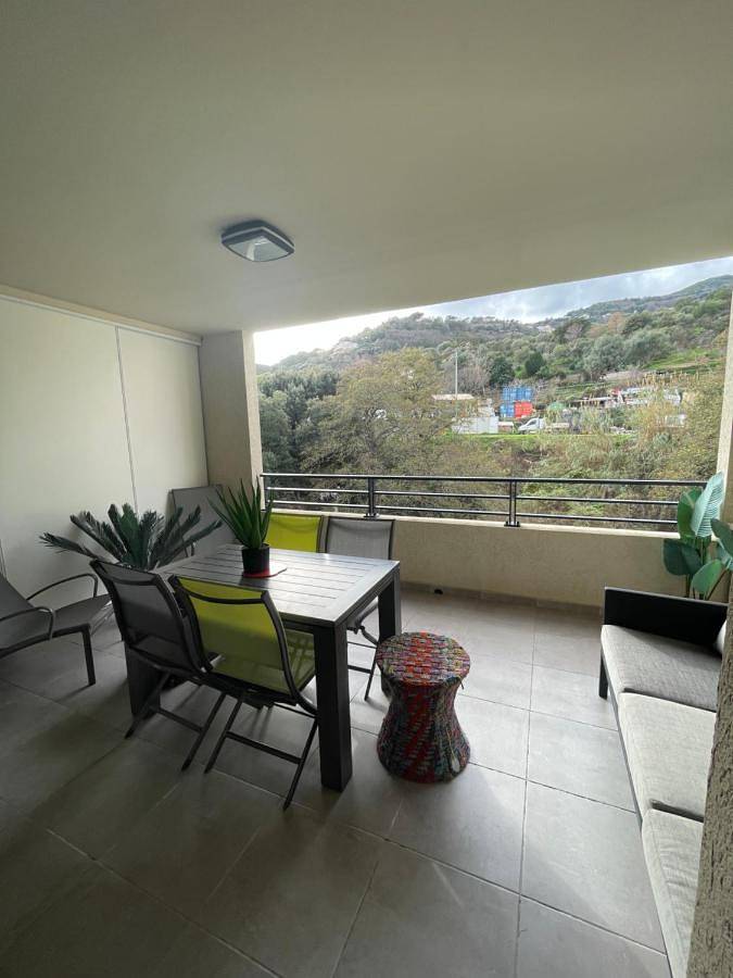Gîte pour 2 personnes, avec terrasse et vue à Ville-di-Pietrabugno - 2