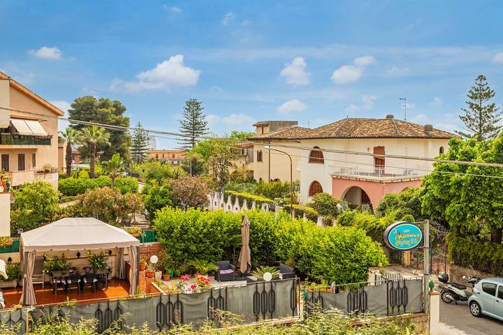 Gîte pour 4 personnes, avec balcon à Giardini-Naxos - 2