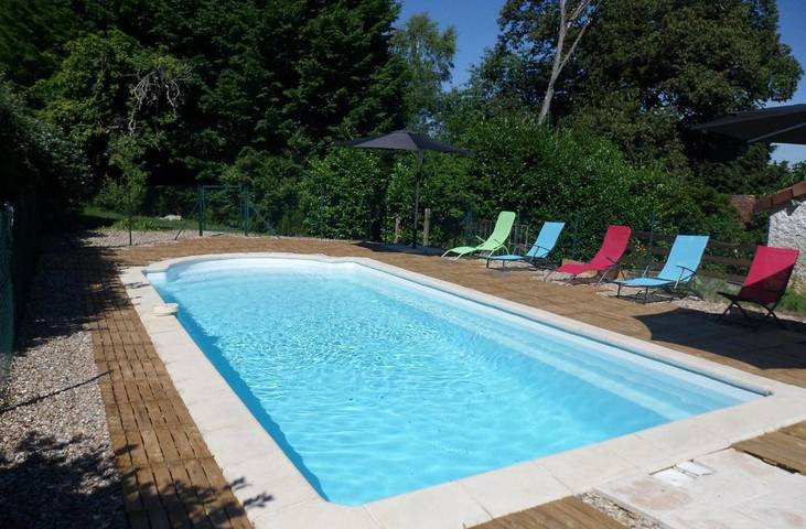 Location de vacances pour 4 personnes, avec vue ainsi que jardin et piscine dans Boulazac Isle Manoire - 2