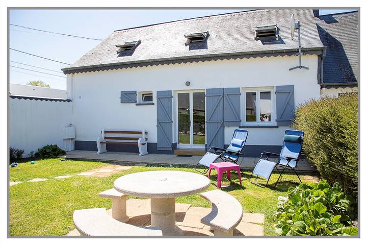Gîte pour 4 personnes, avec terrasse et jardin