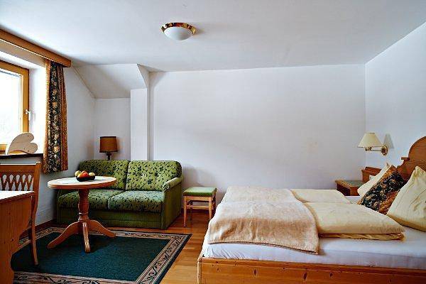 Hotel für 4 Personen, mit Pool und Sauna sowie Garten und Ausblick, mit Haustier