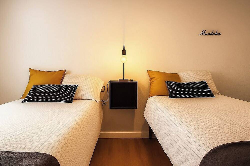 Entire apartment, 10 minutes from the beach! 10 minutes walk to the center.bright and quiet. in Pontevedra City, Rías Baixas