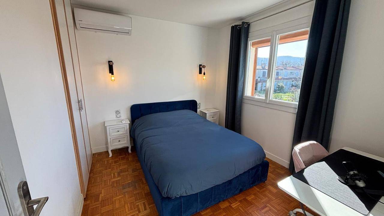 Five-Bedroom House in Aussillon, Région de Castres