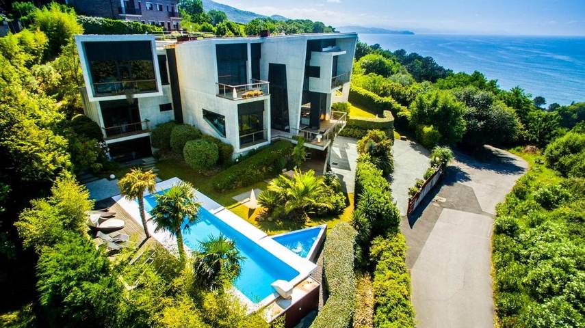 Chalet para 8 personas, con Balcón y Jacuzzi además de Terraza y Jardín en Guipúzcoa - 3