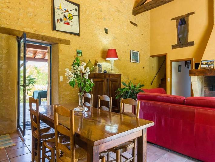 Location de vacances pour 6 personnes, avec piscine ainsi que jardin et terrasse à Salles-de-Belvès - 3