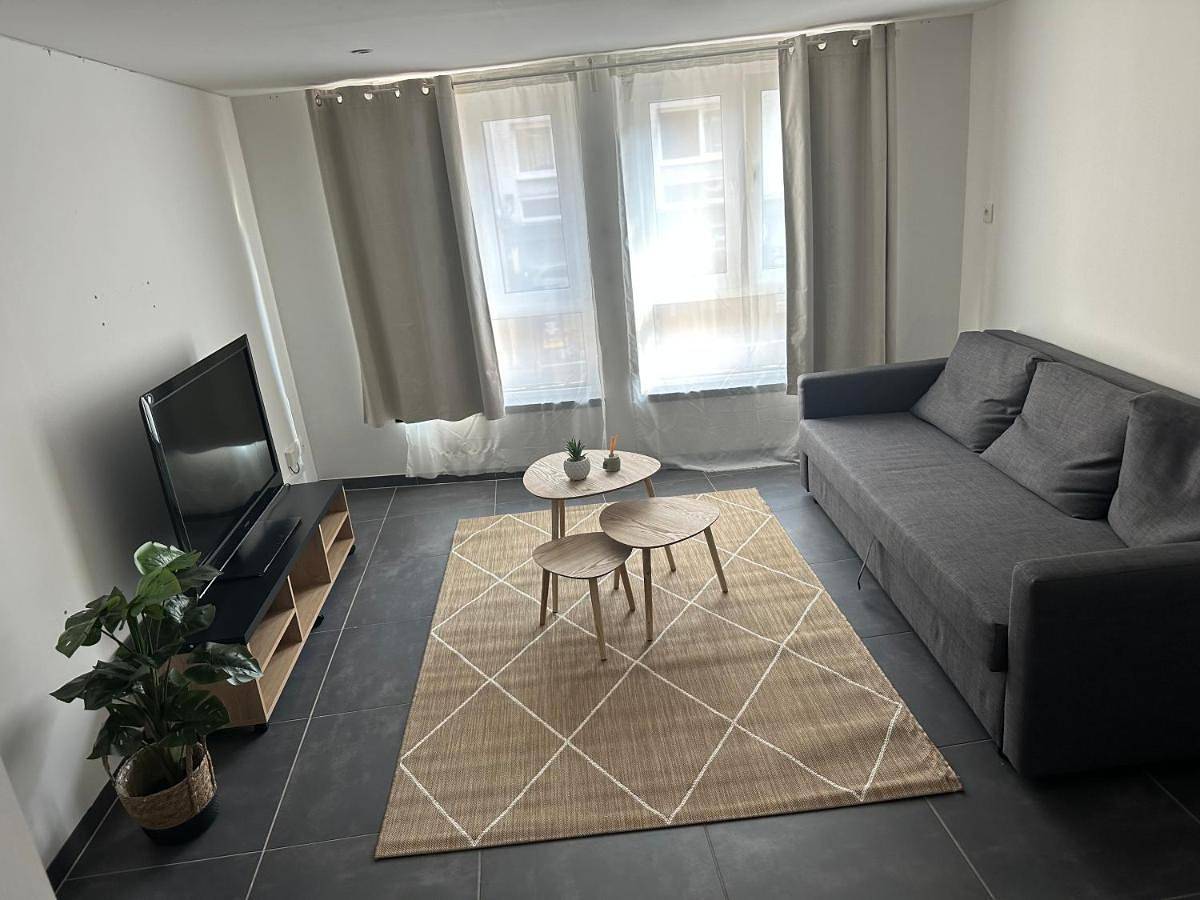 Appartement entier, Apartment in Saint-Avold, Région de Forbach