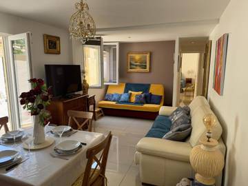 Gîte pour 4 personnes, avec terrasse à Athis-Mons
