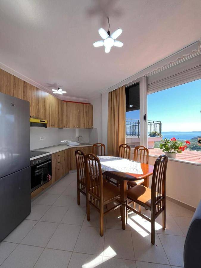 Location de vacances pour 2 personnes, avec terrasse et vue, animaux acceptés dans Borsh - 4