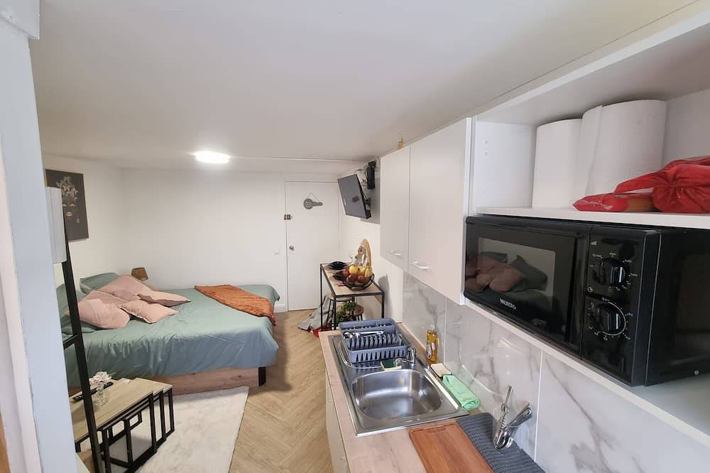 Entire apartment, Le Cosy d'or Stade P. Mauroy free parking in Villeneuve-d'Ascq, Lille region