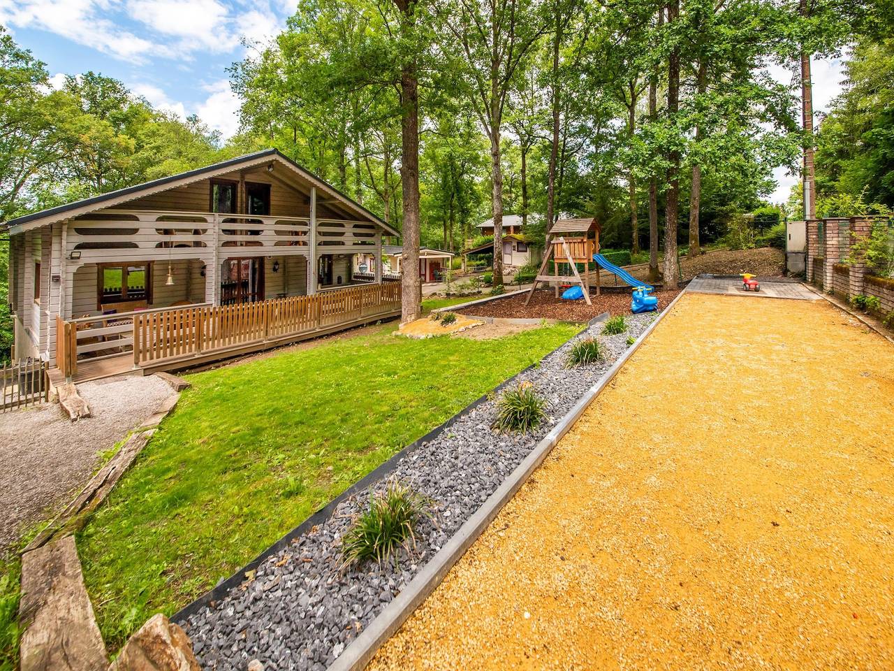 Chalet mit Sauna nahe Durbuy in Barvaux-sur-Ourthe, Durbuy
