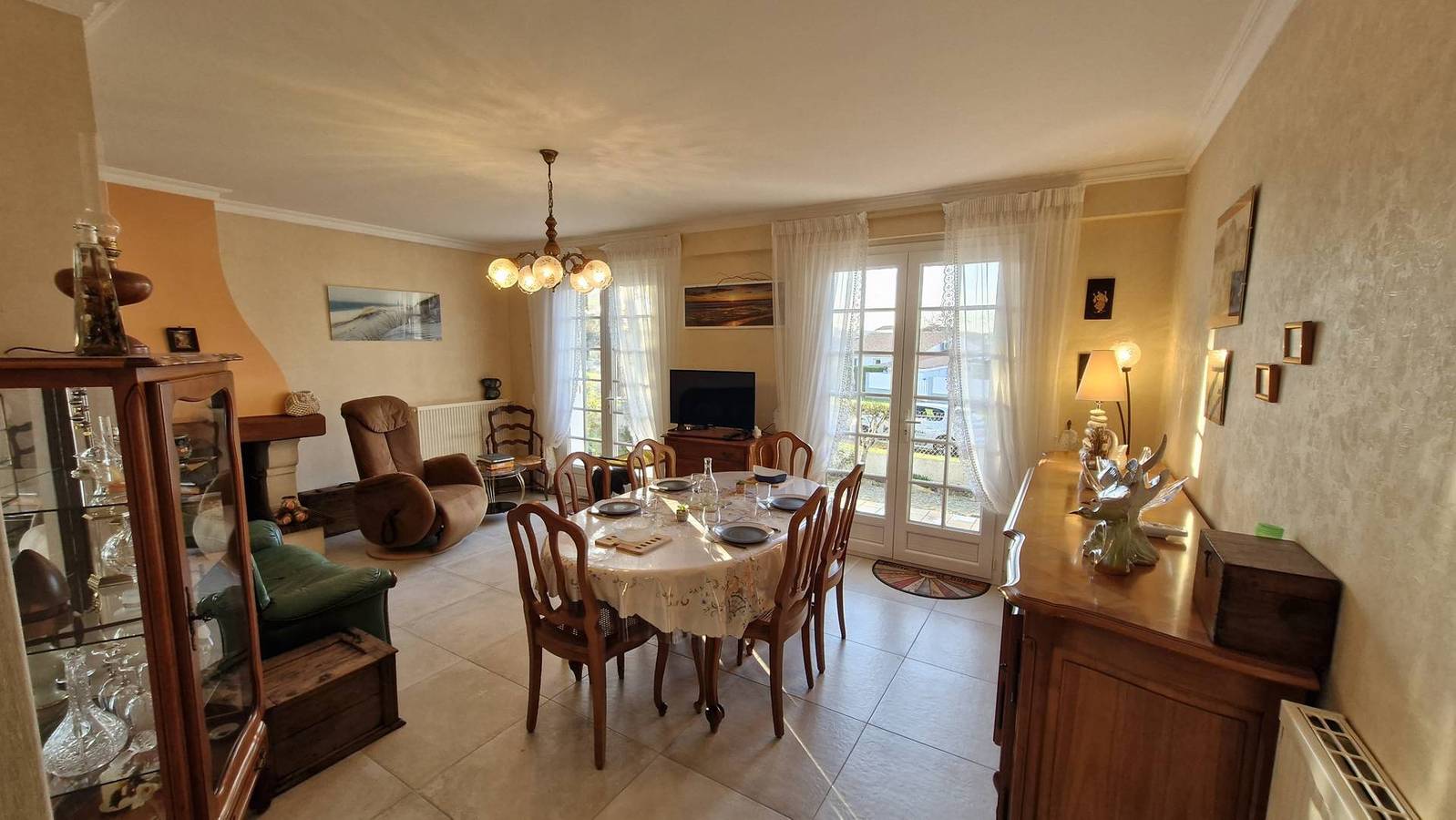 Royan - Maison Vintage avec jardin clos – Tout Confort et authenticité in Royan, Côte de Beauté