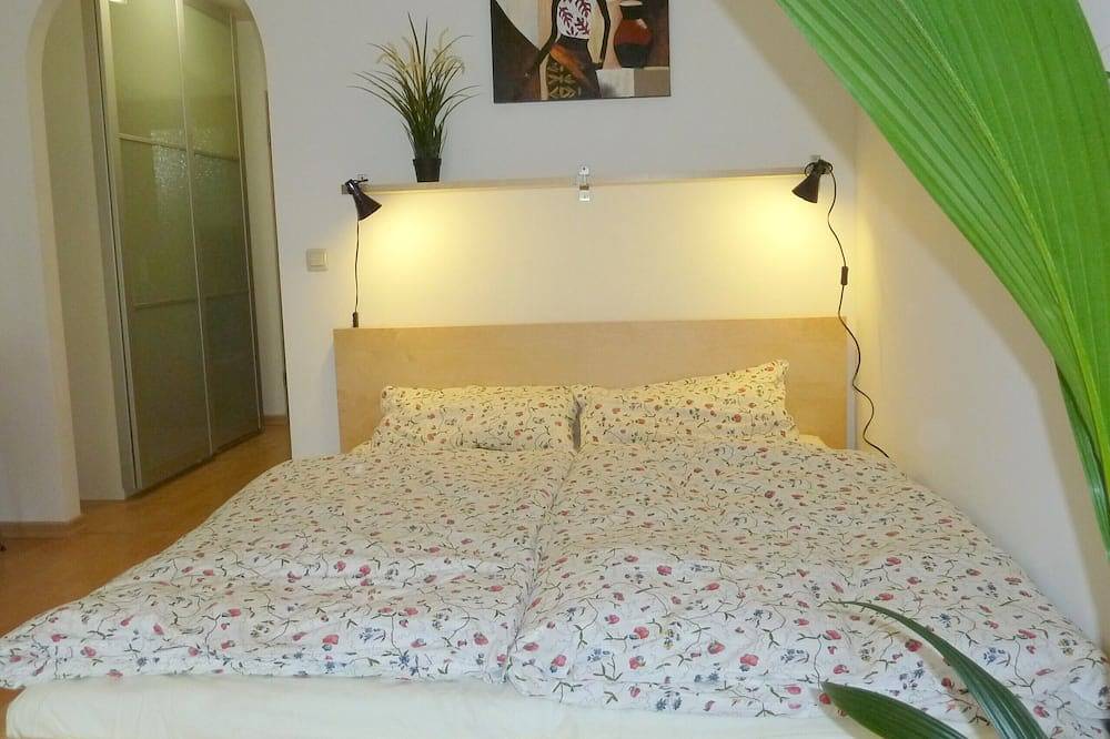 Entire apartment, Stylish bright apartment, very conveniently. Metro just around the corner. Internet in Munich Giesing, Munich