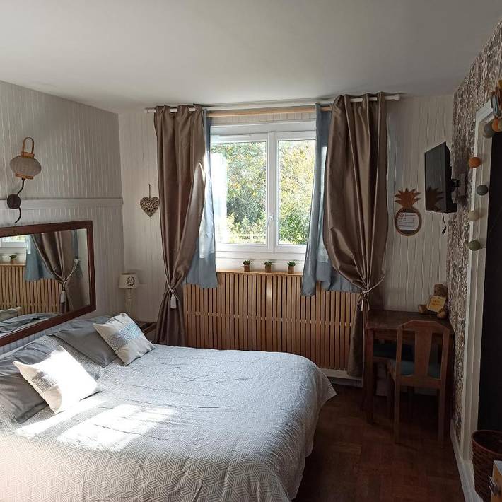 Chambre d’hôte pour 3 personnes, avec jardin ainsi que vue et terrasse dans Neuilly - 4