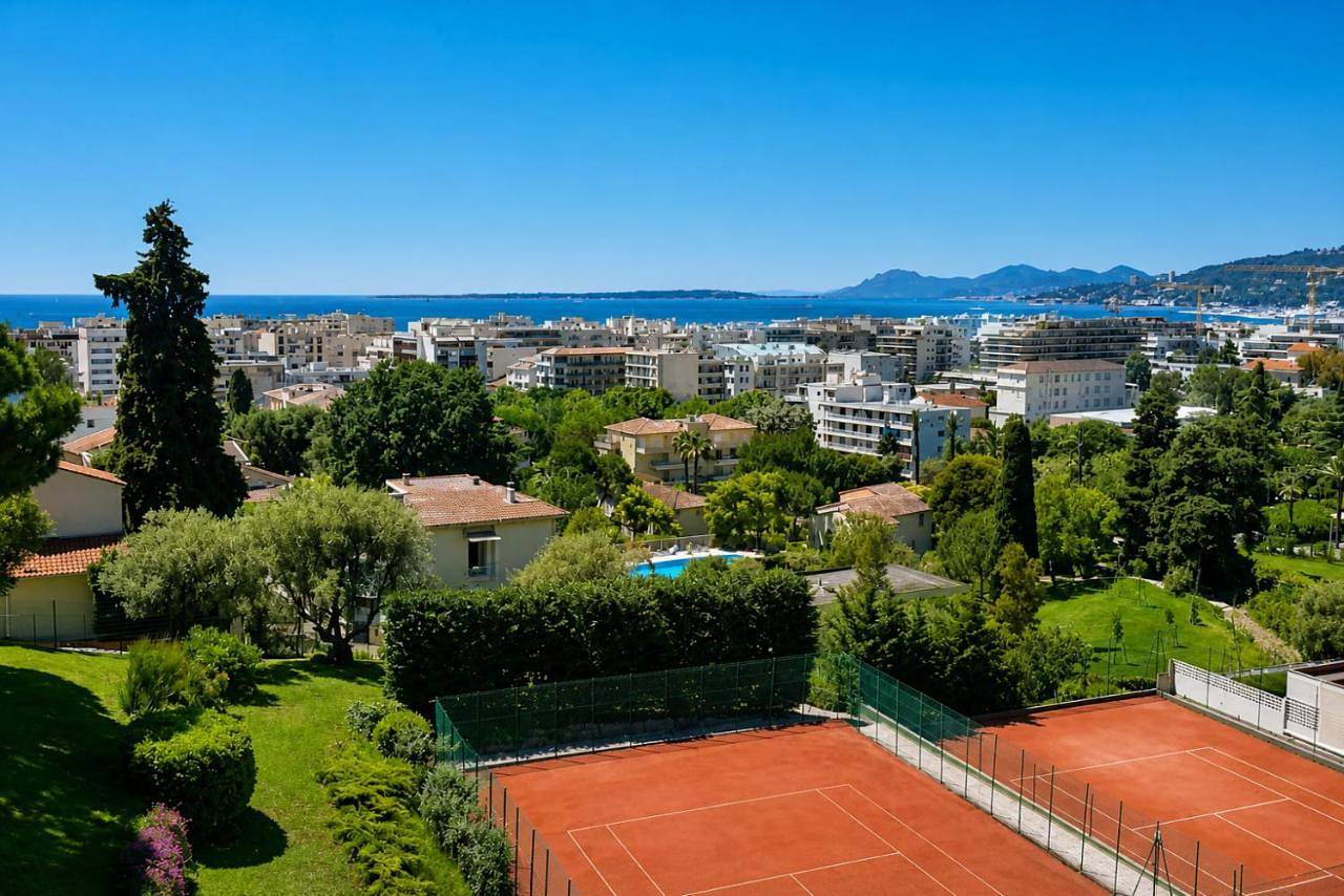 Geheel appartement, One-Bedroom Apartment in Juan-les-Pins, Antibes