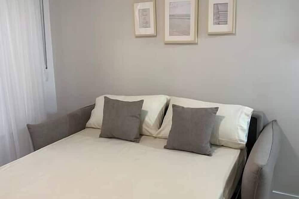 Apartamento entero, Propiedad asombrosa con todas las comodidades in Los Arenales del Sol, Elche