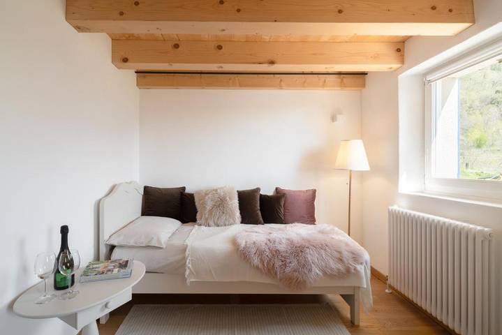 Location de vacances pour 2 personnes, avec vue ainsi que jardin et terrasse à Follina - 4