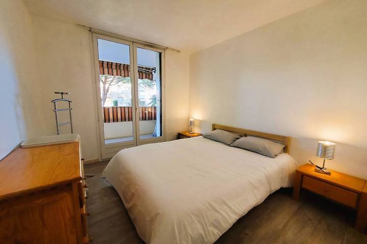 Appartement entier, Miougrano T2 55m2 Lumineux Climatisé Plage Piscine Parking in Fréjus Plage, Fréjus