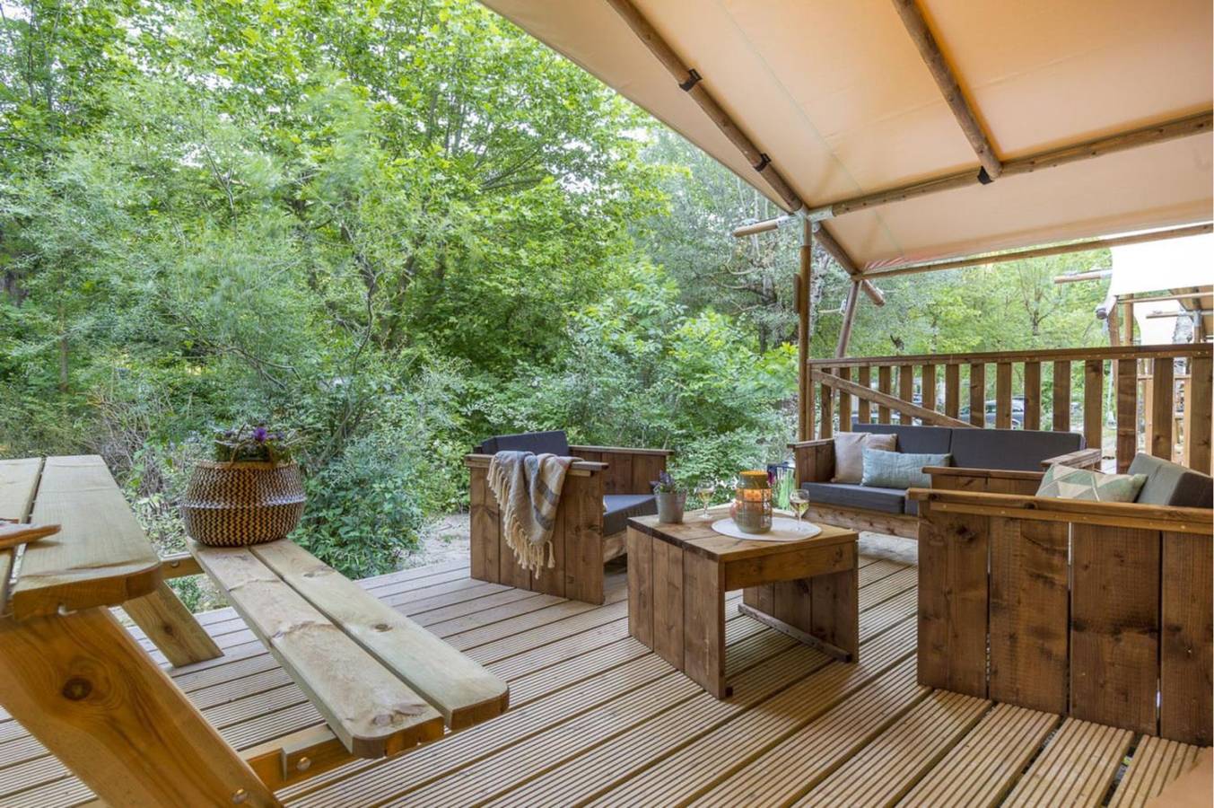 Lodge Safari 4p 2Bdrms **** in Castellane, Parc naturel régional du Verdon