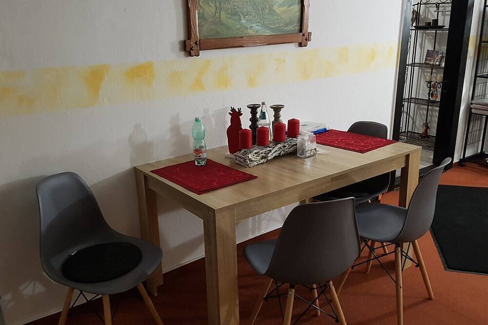 Ganze Wohnung, Außergewöhnlich übernachten in Schirgiswalde in Schirgiswalde, Schirgiswalde-Kirschau