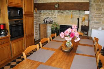 Gîte pour 8 Personnes dans Puilly-et-Charbeaux, Ardennes, Photo 3