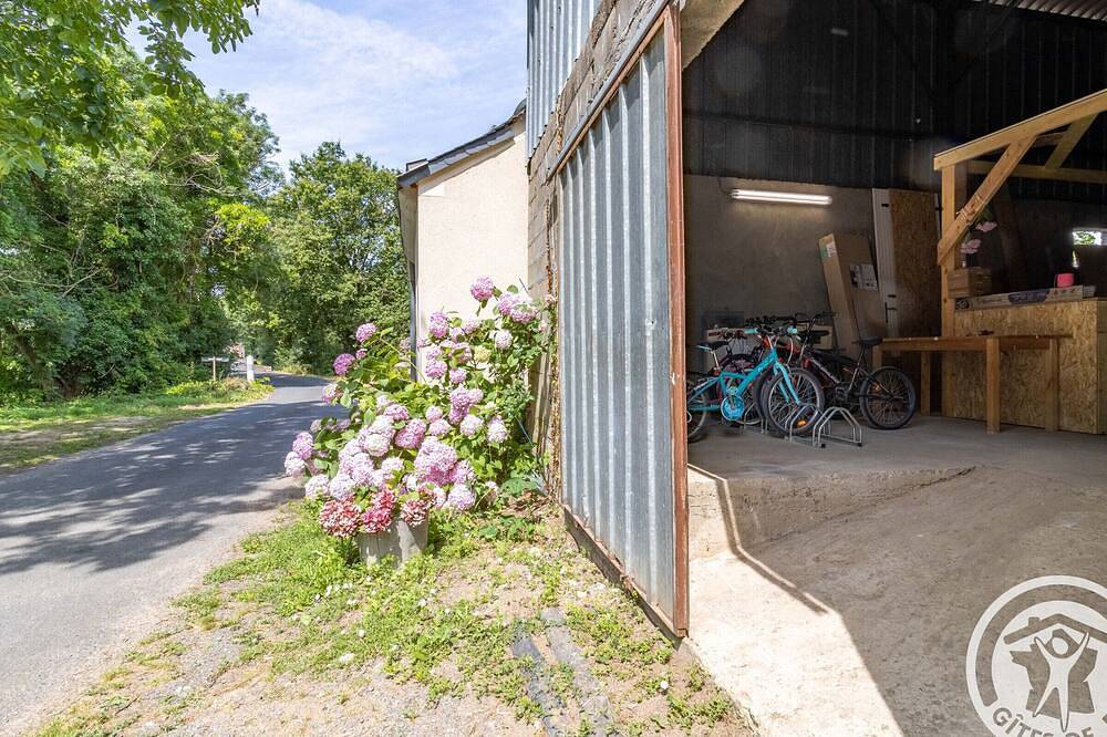 Casa Vacacional Renovada en la Isla Fluvial de Chalonnes, Terraza, Bbq, Bicicletas Disponibles in Chalonnes-sur-Loire, Valle del Loira