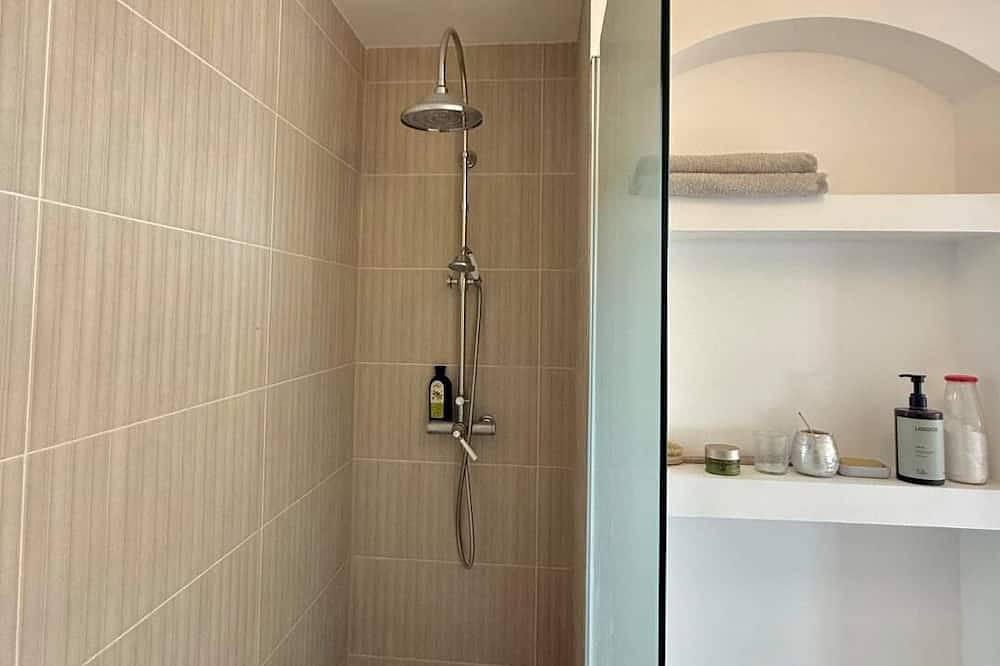 Ganze Wohnung, Romantic, vintage 2-room apartment near Paris in Alfortville, Val-de-Marne