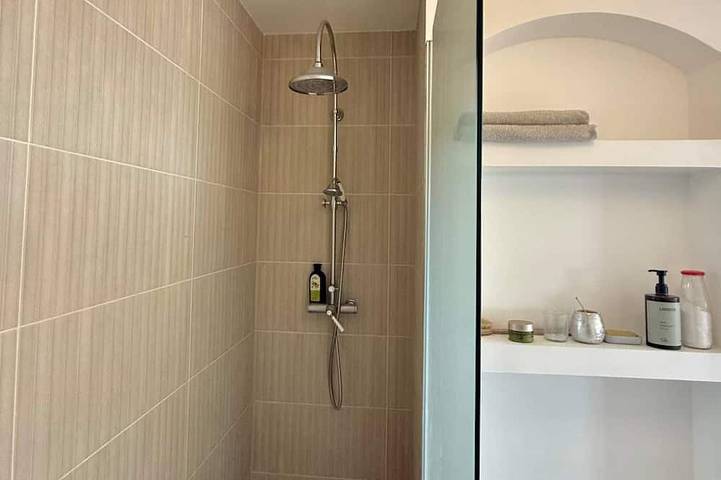 Ganze Wohnung, Romantic, vintage 2-room apartment near Paris in Alfortville, Val-de-Marne
