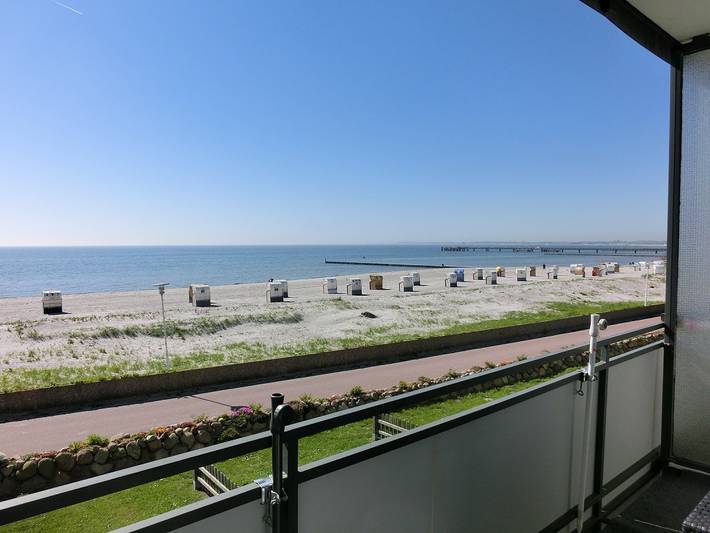 Ferienwohnung für 3 Personen, mit Meerblick und Balkon in Großenbrode
