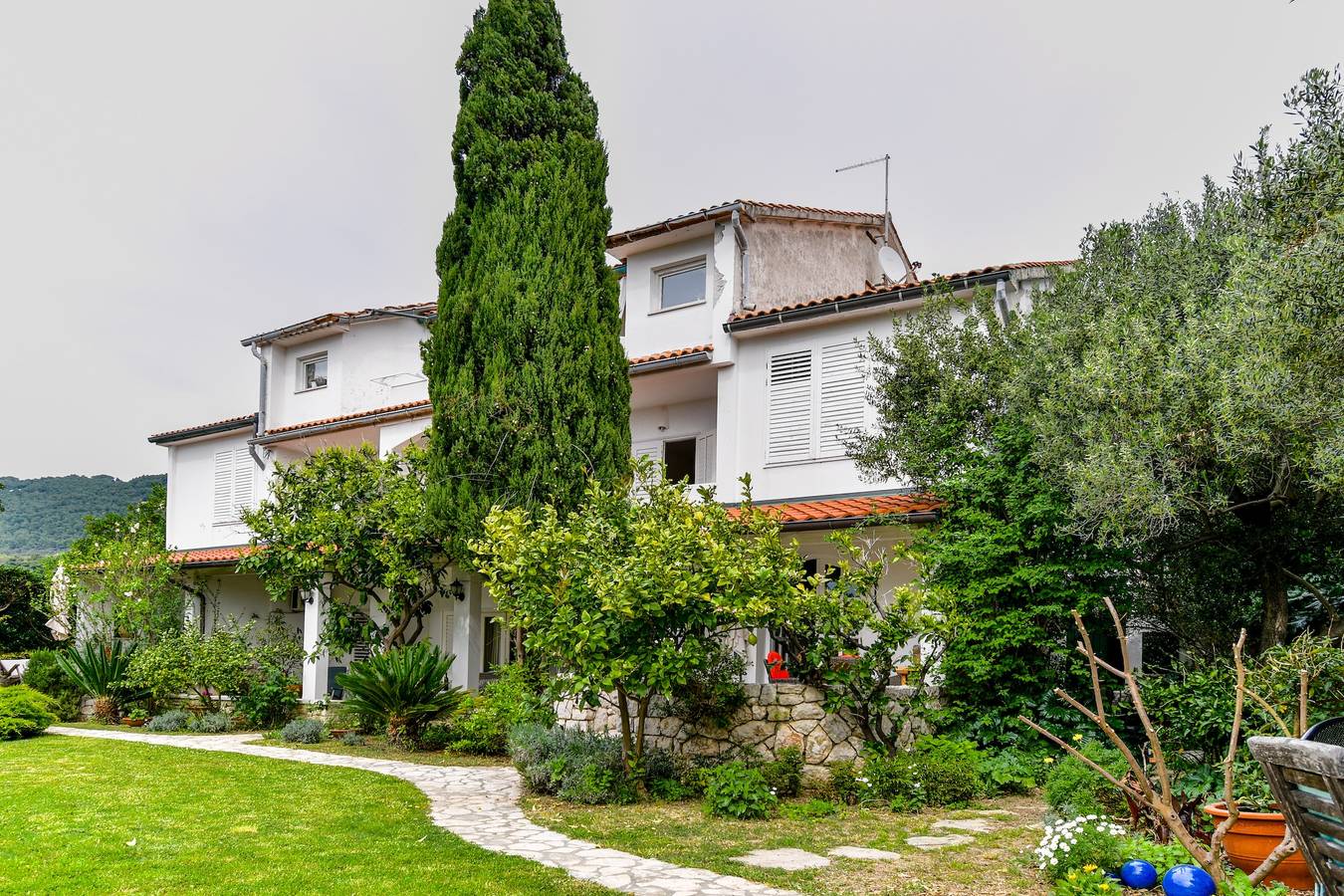 Ganze Wohnung, 2-Zimmer-Ferienwohnung mit Terrasse Barbat, Rab A-20170-a in Barbat na Rabu, Rab
