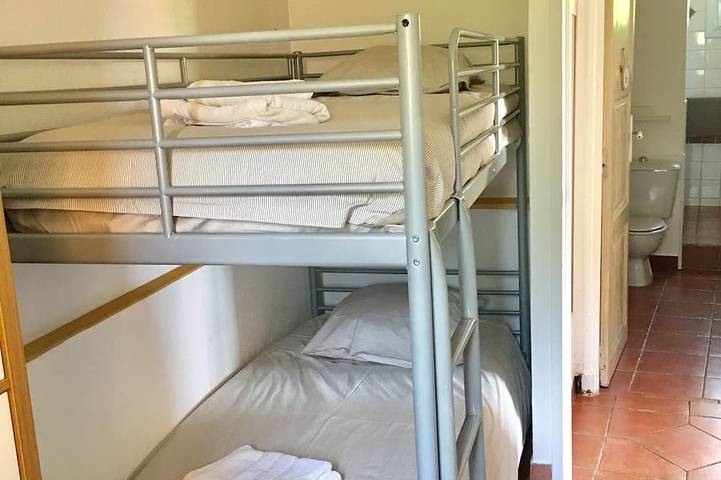 Location de vacances pour 4 personnes, avec piscine ainsi que jardin et terrasse, animaux acceptés dans Plage de la Garonnette - 3