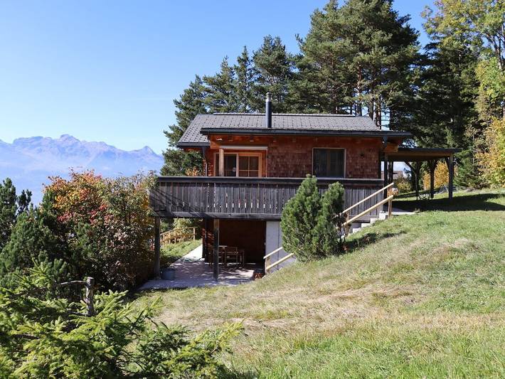 Hütte in Triesenberg mit Schwimmbecken in Triesenberg, Rätikon Gebirgsgruppe