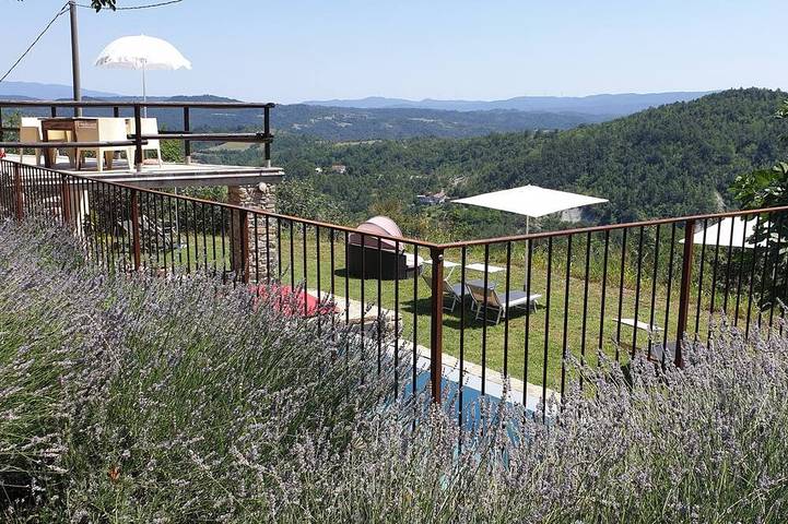 Agriturismo für 3 Personen, mit Pool und Garten in Norditalien