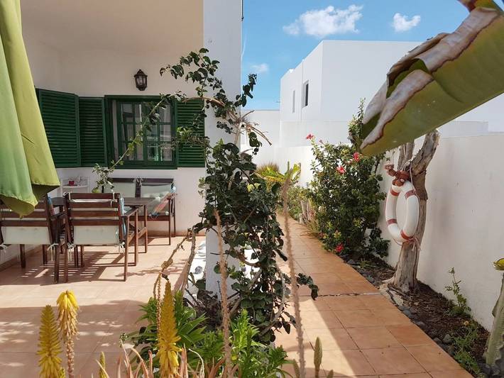 Apartamento para 5 personas, con jardín y vistas en Arrieta
