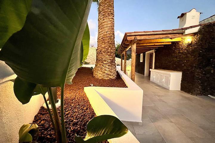Stone Villa in Chayofa, Arona