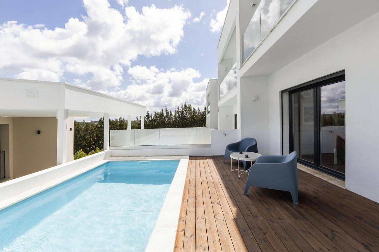 3Br Oasis With Pool by Lovelystay in Bombarral, Leiria distrito