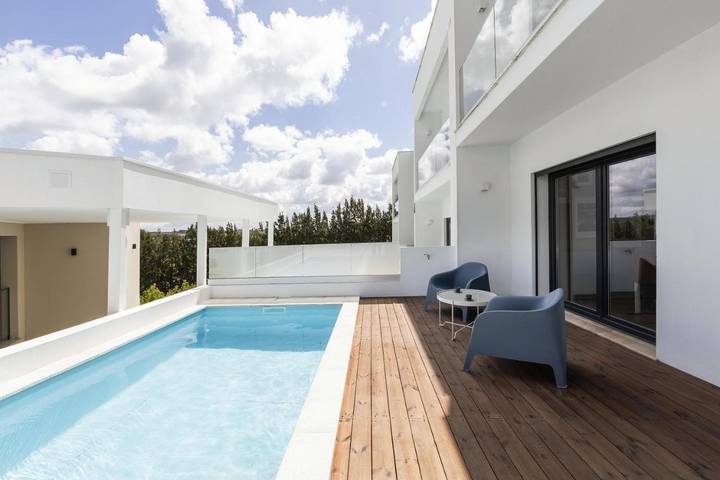 Apartamento para 6 personas, con piscina y terraza en Bombarral